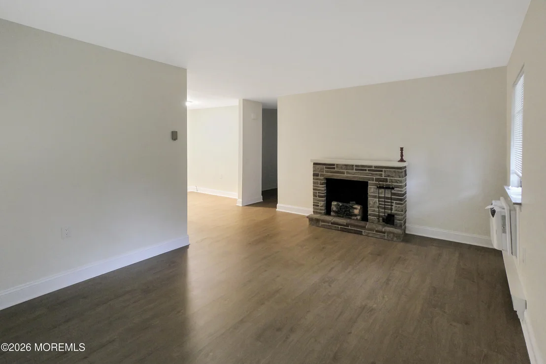 Photo of 4d Potomac Lane