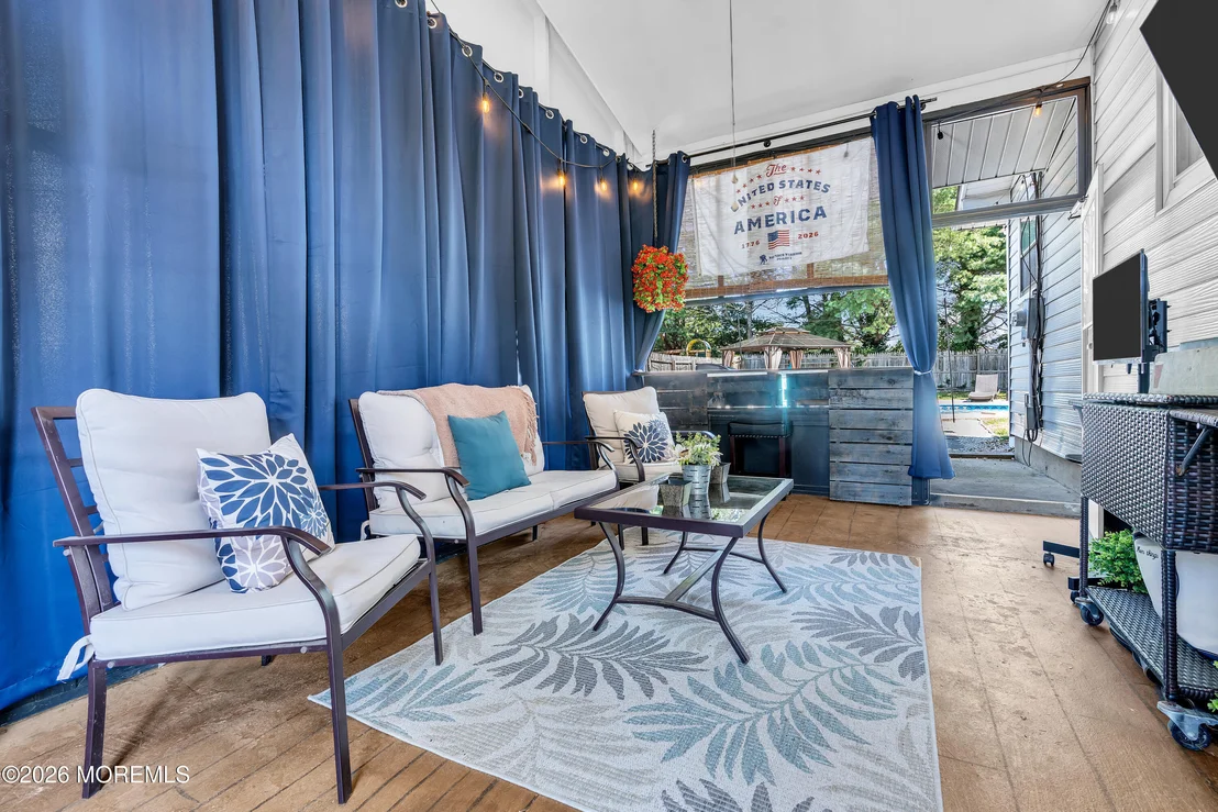 Photo of 528 Corwill Terrace