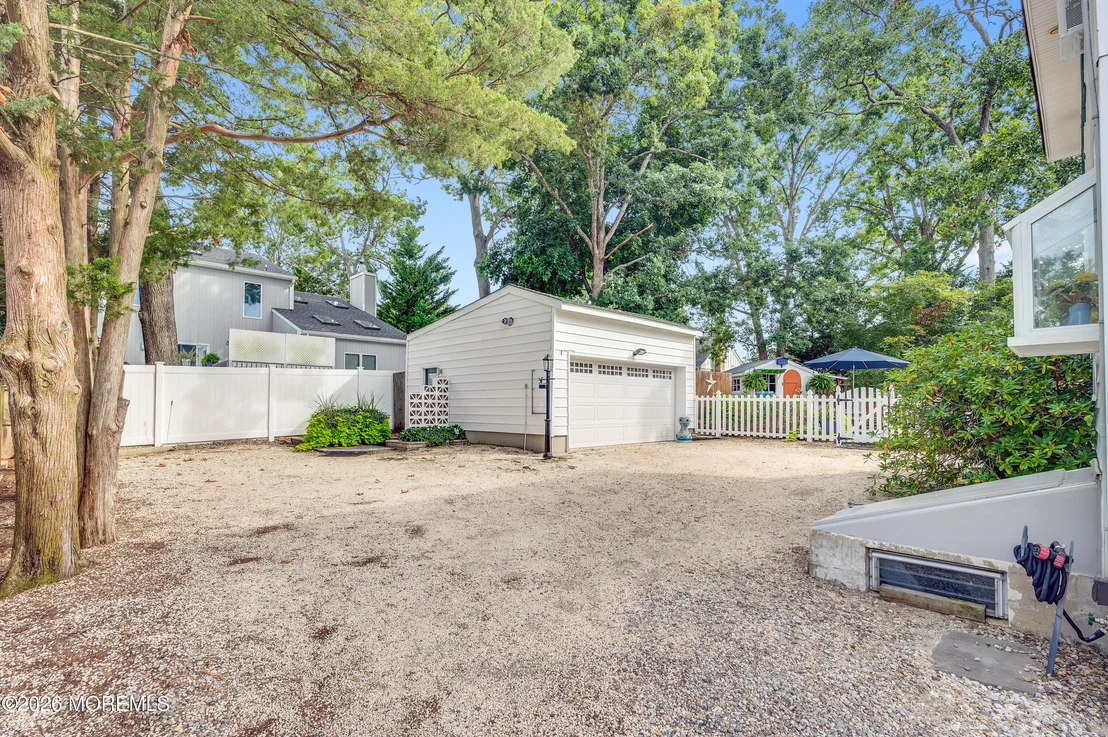 Photo of 157 17th Avenue