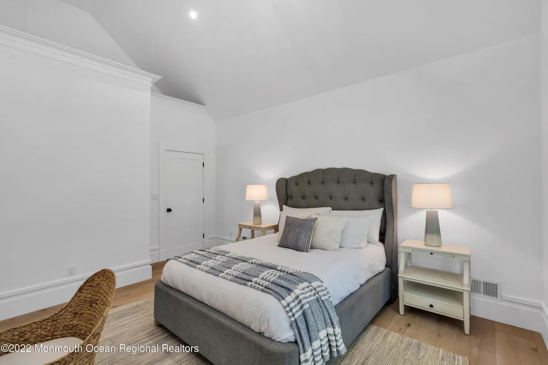 Photo of 376 Orenda Circle