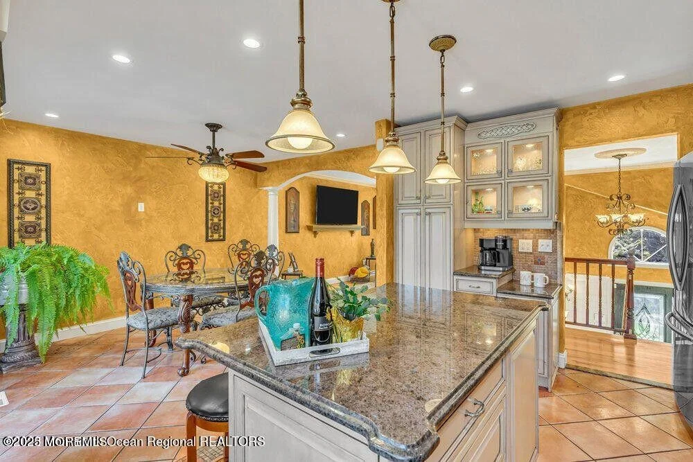 Photo of 541 Frank Applegate Road
