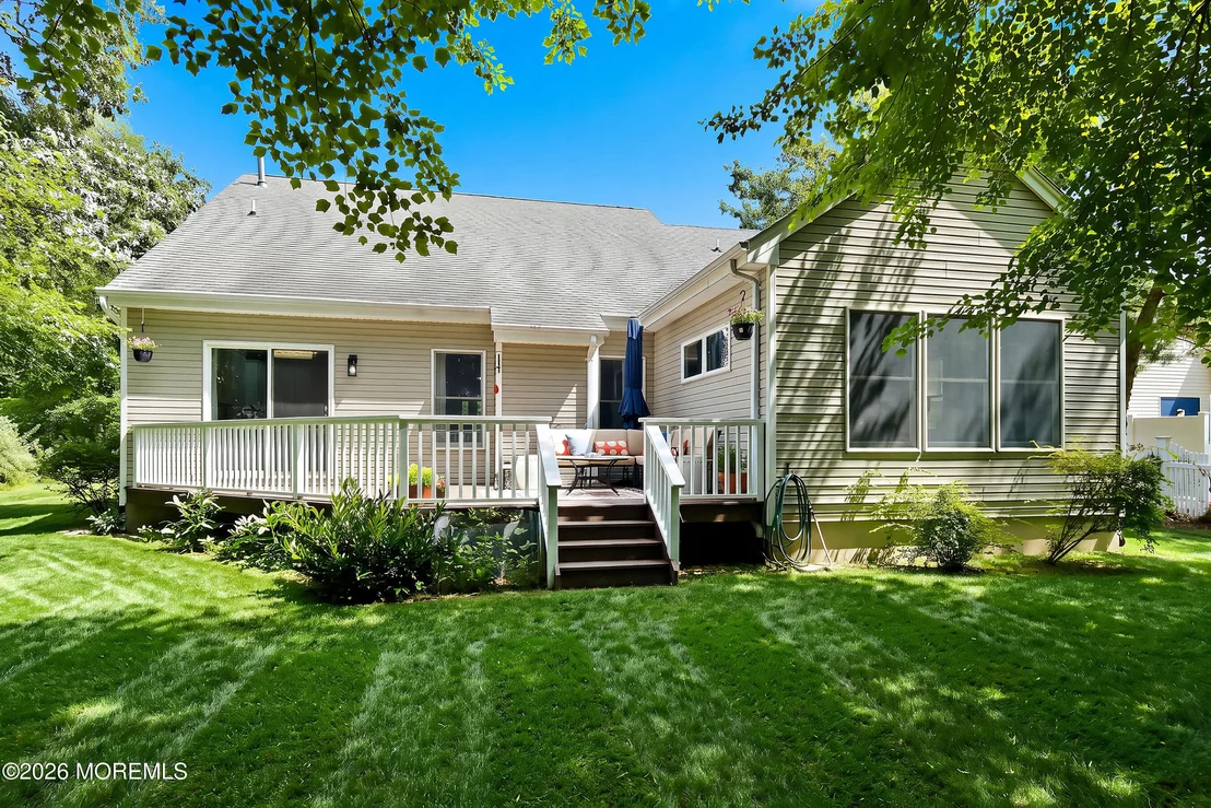 Photo of 219 Hilliard Boulevard