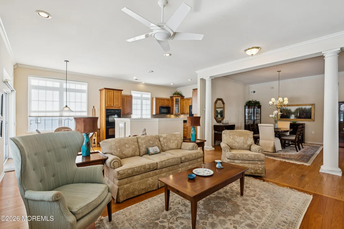 Photo of 21 Rumson Court