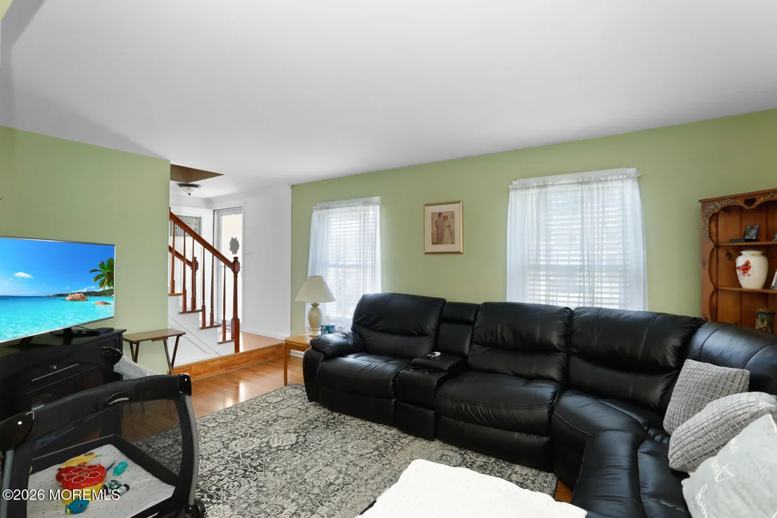 Photo of 87 Concord Circle