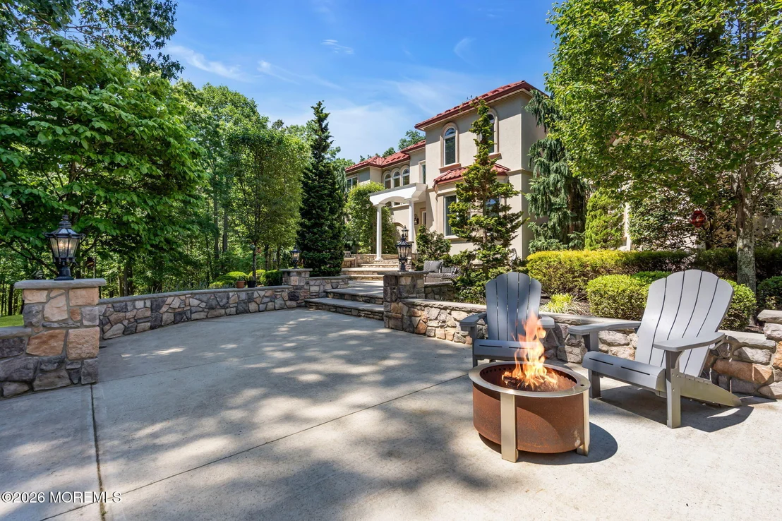Photo of 347 Millstone Road