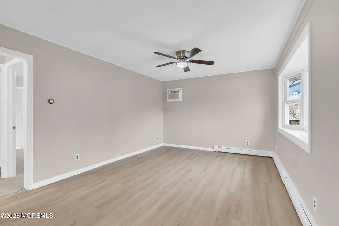 Photo of 121 Harding Drive