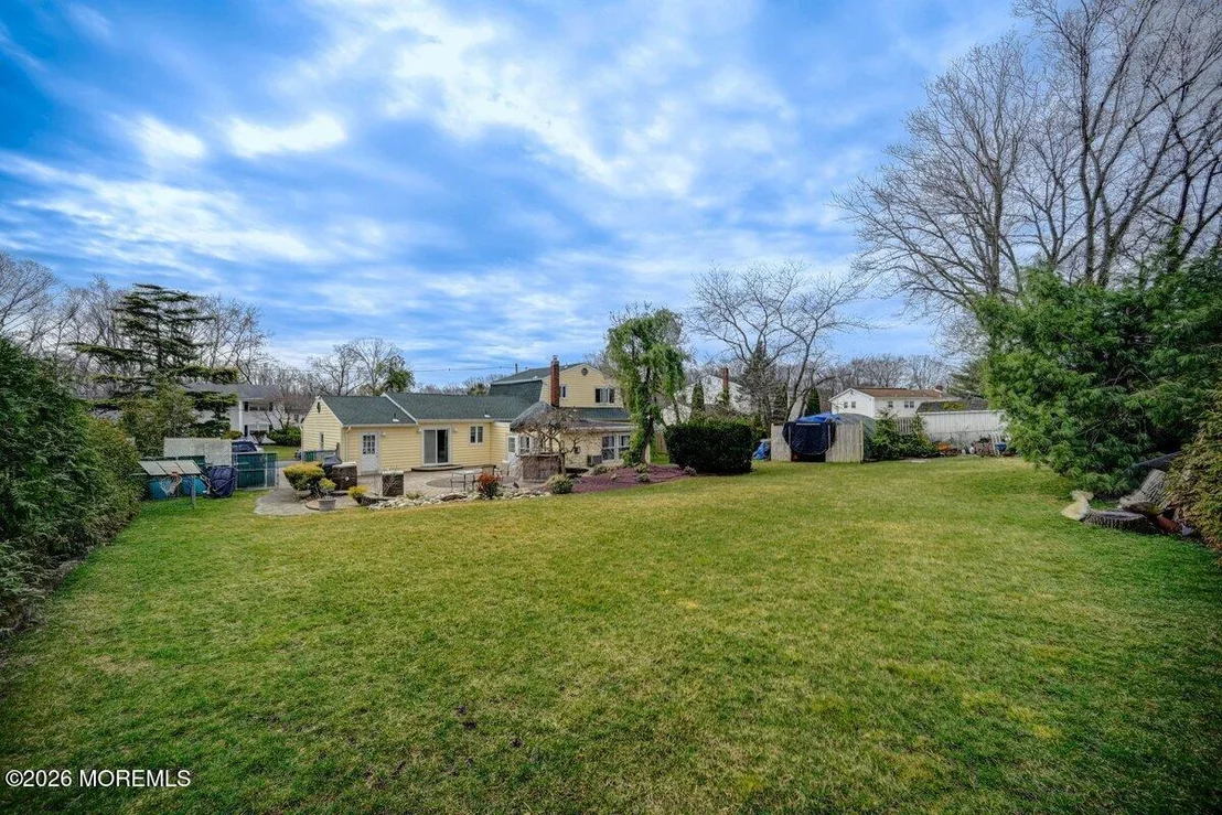 Photo of 6 Meadowbrook Drive