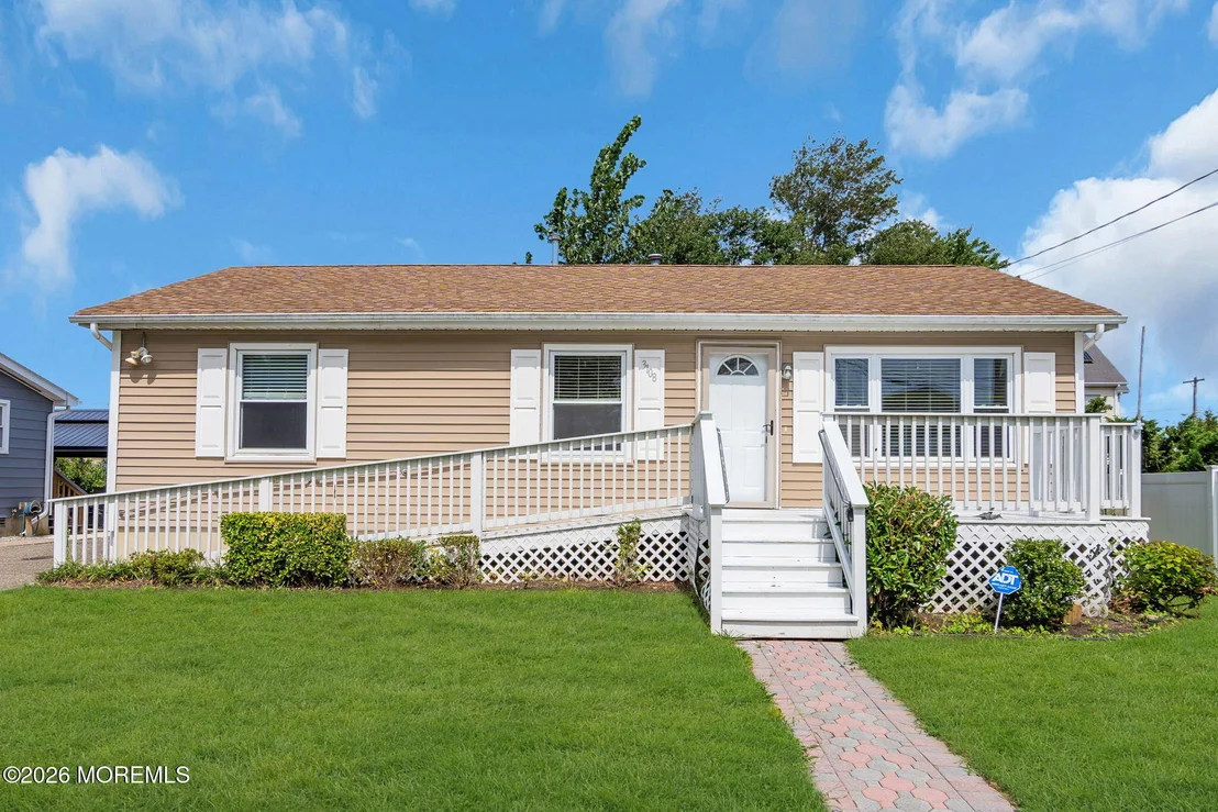 Photo of 3108 Oceanic Drive