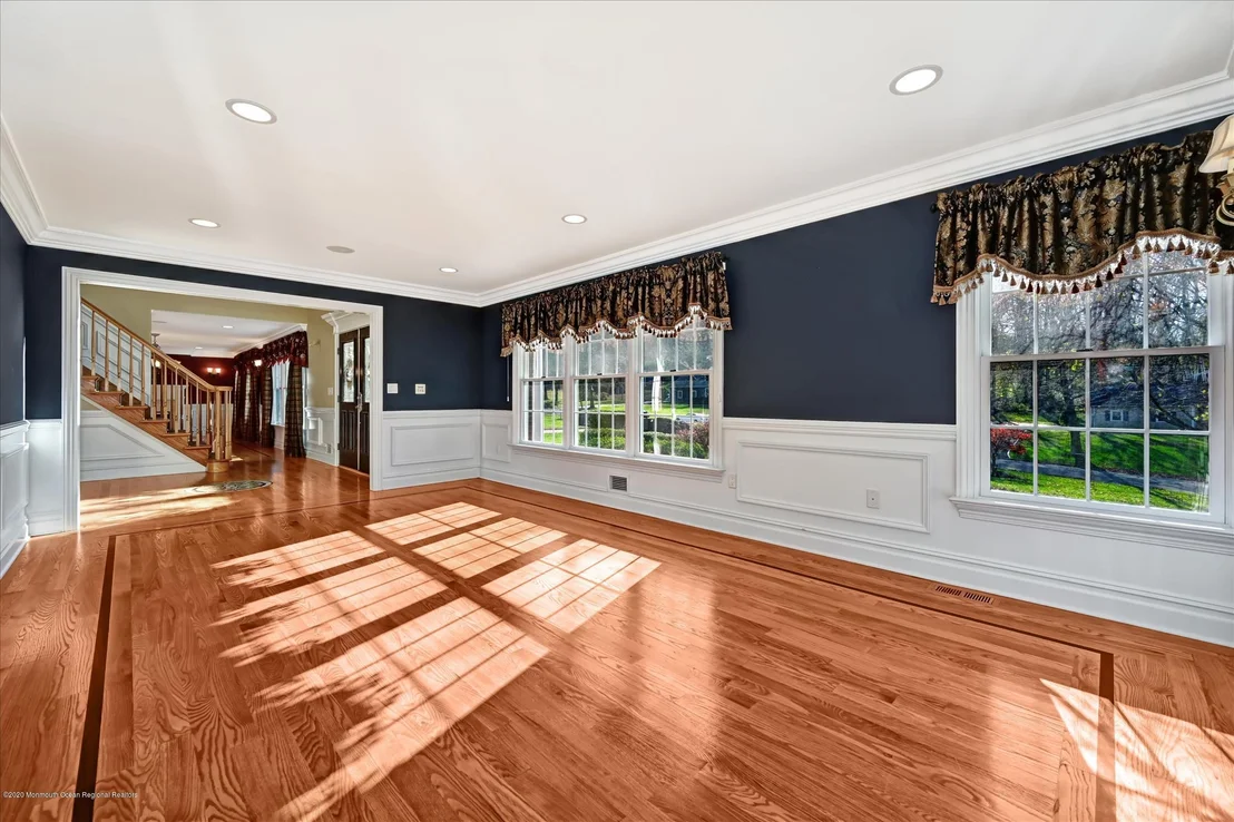 Photo of 7 Beverly Drive