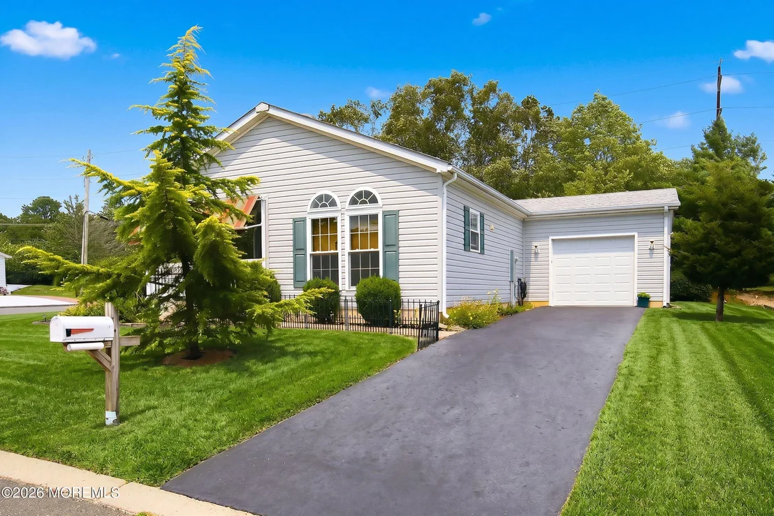 Photo of 60 Fort Lee Drive
