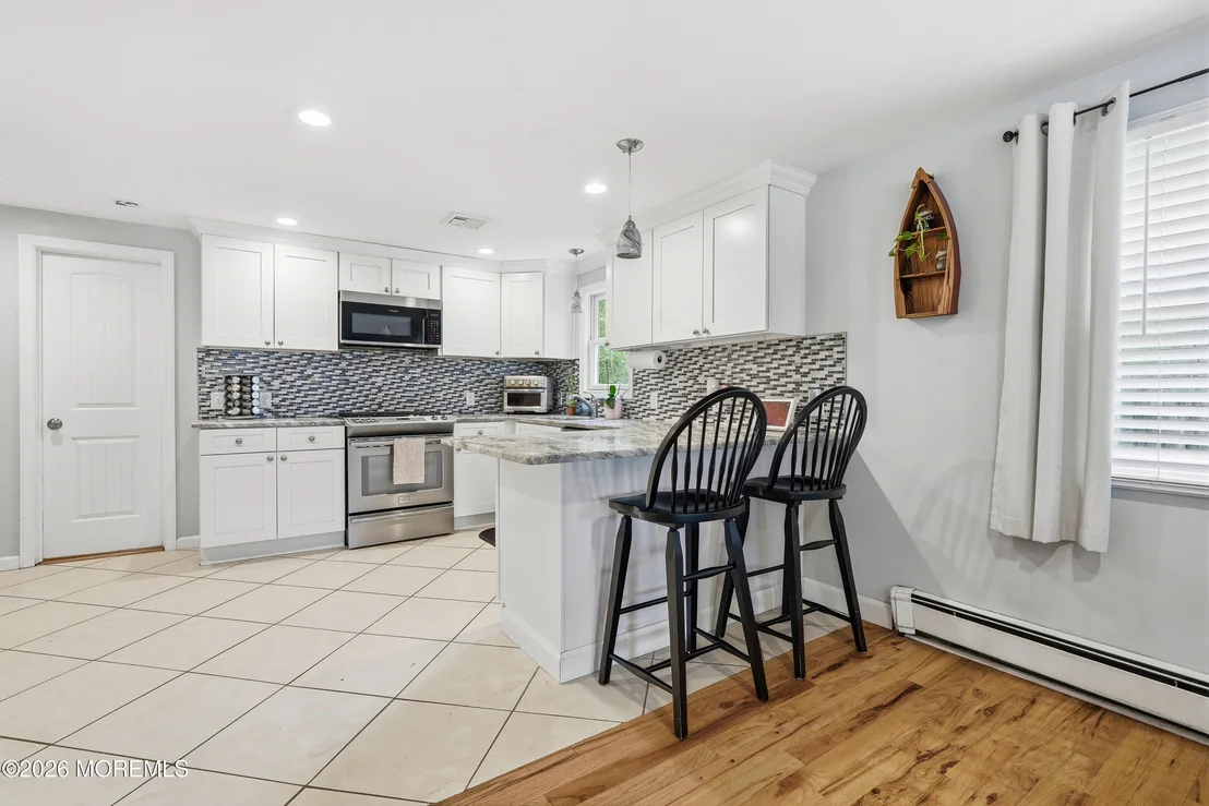 Photo of 1437 Jay Street