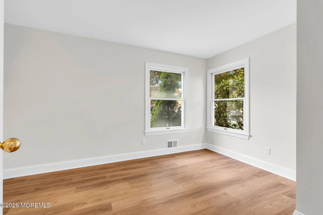 Photo of 543 Harris Avenue