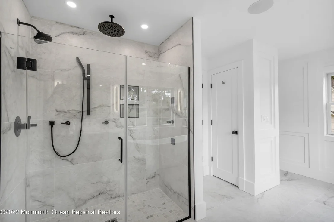 Photo of 376 Orenda Circle