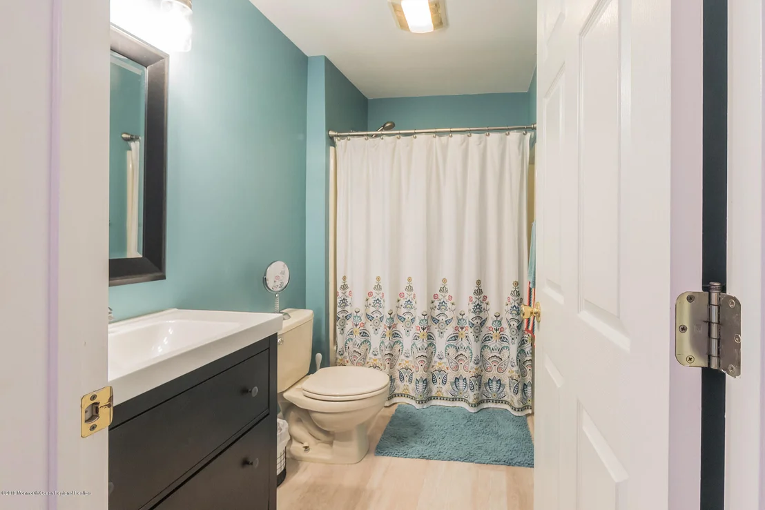 Photo of 12 Oak Leaf Drive