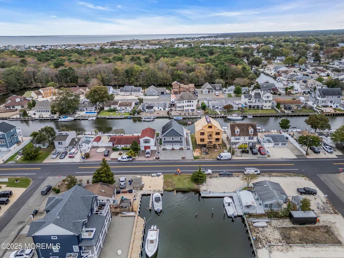 Photo of 1131 Beach Boulevard