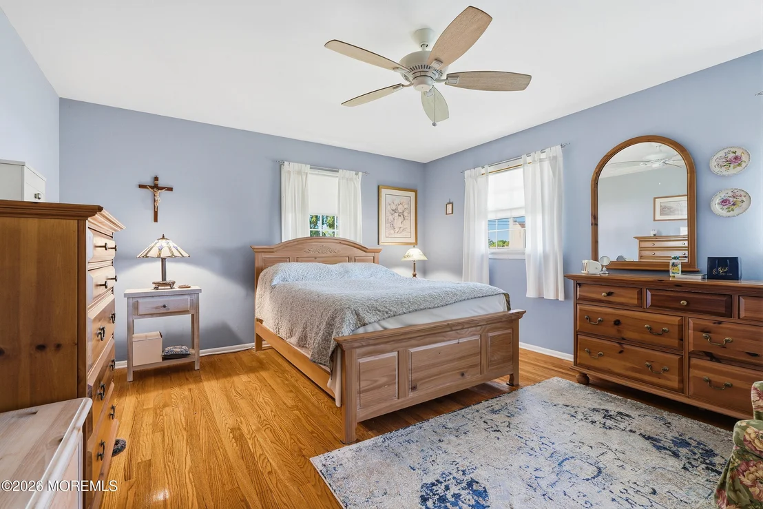 Photo of 481 Admiral Road