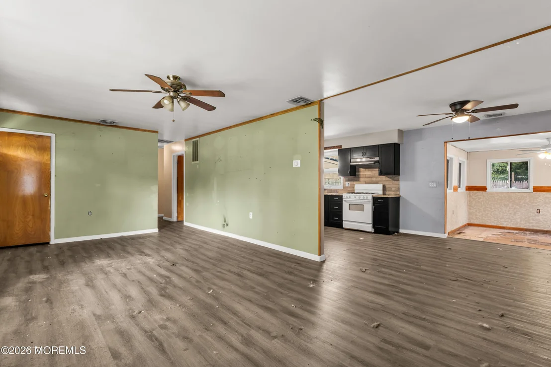 Photo of 399 Constitution Drive