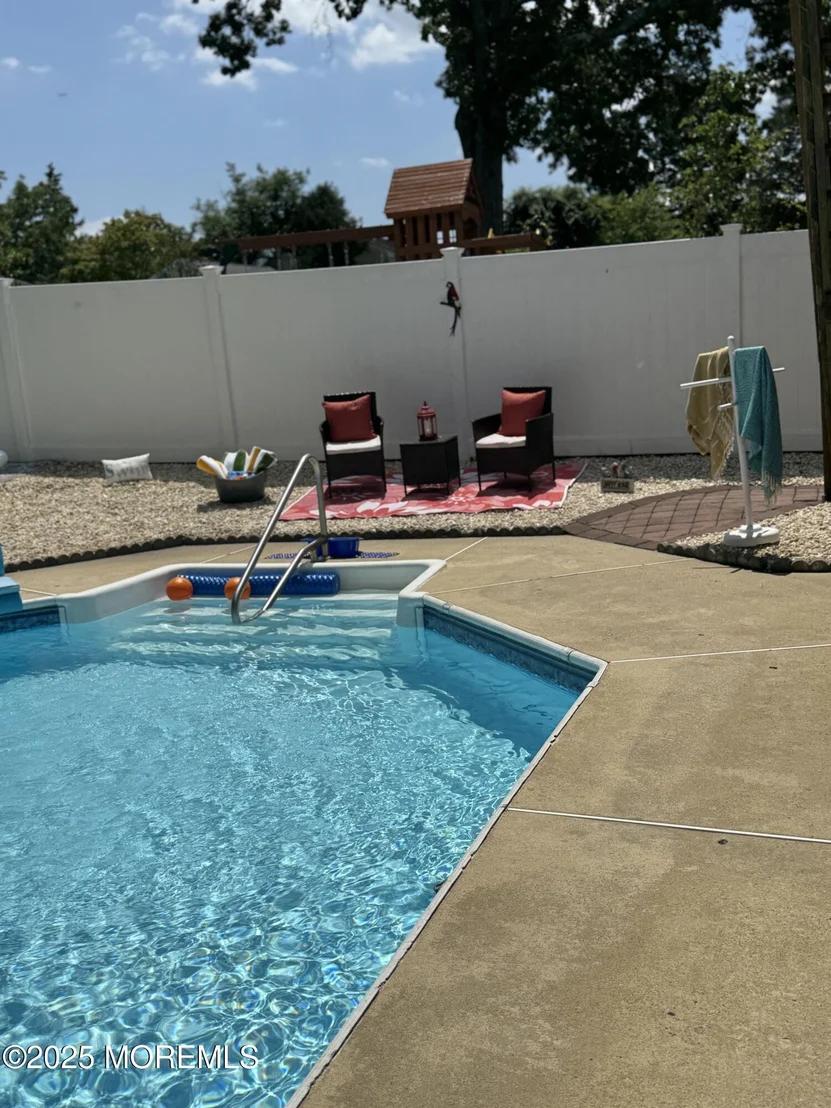 Photo of 35 Heather Road