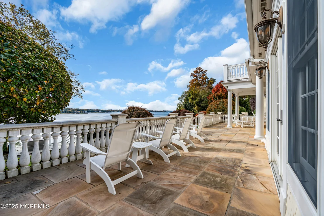 Photo of 934 Navesink River Road