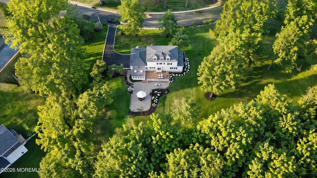Photo of 11 Mohican Drive