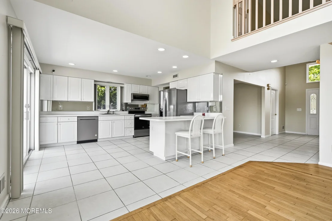 Photo of 717 Fairview Lane