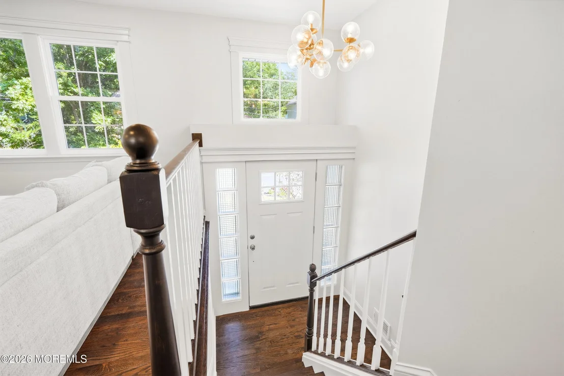 Photo of 208 N Riverside Drive