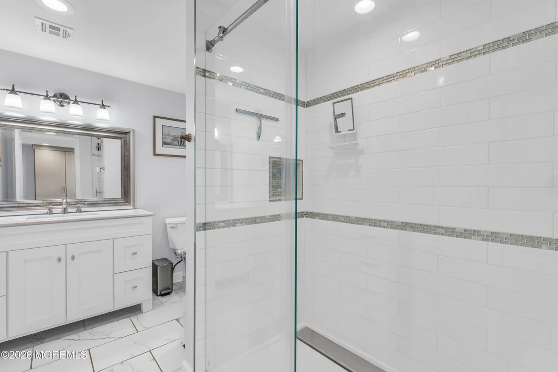 Photo of 933 Montauk Drive