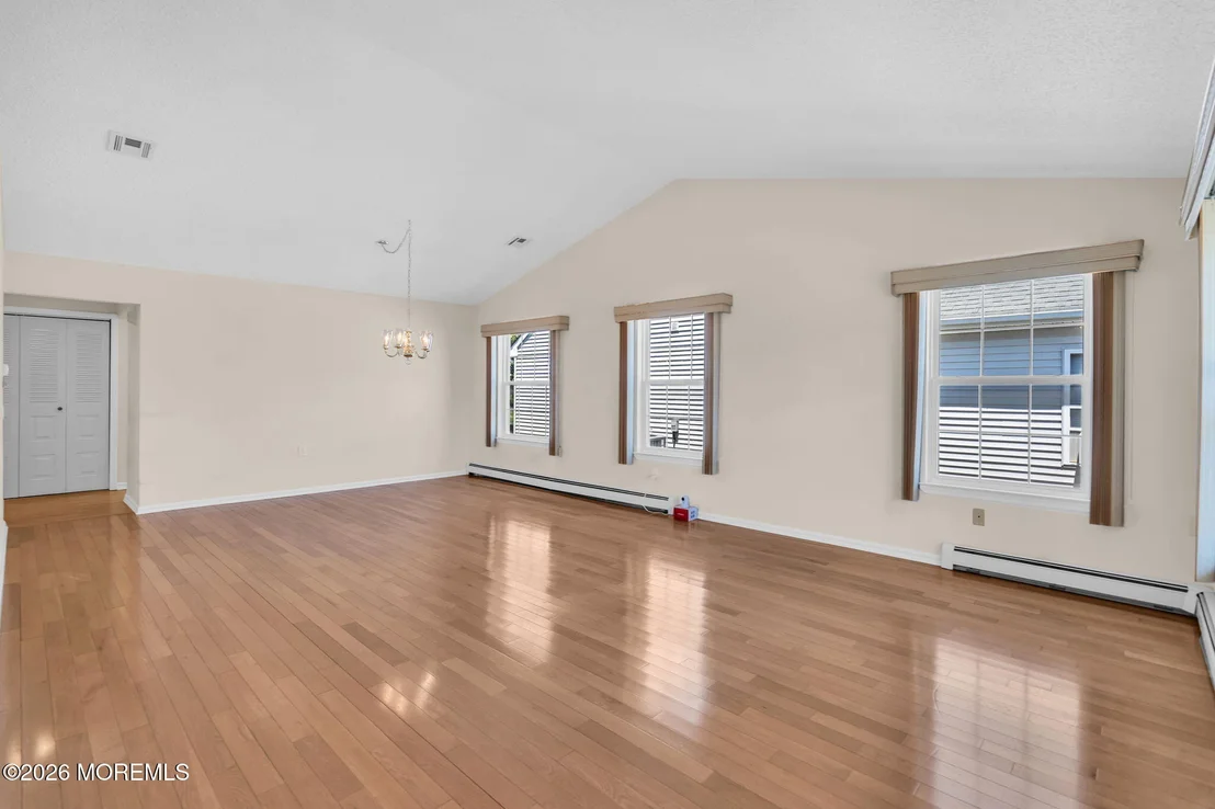 Photo of 5 Vienna Drive