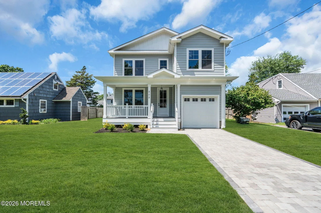 Photo of 808 Allaire Road