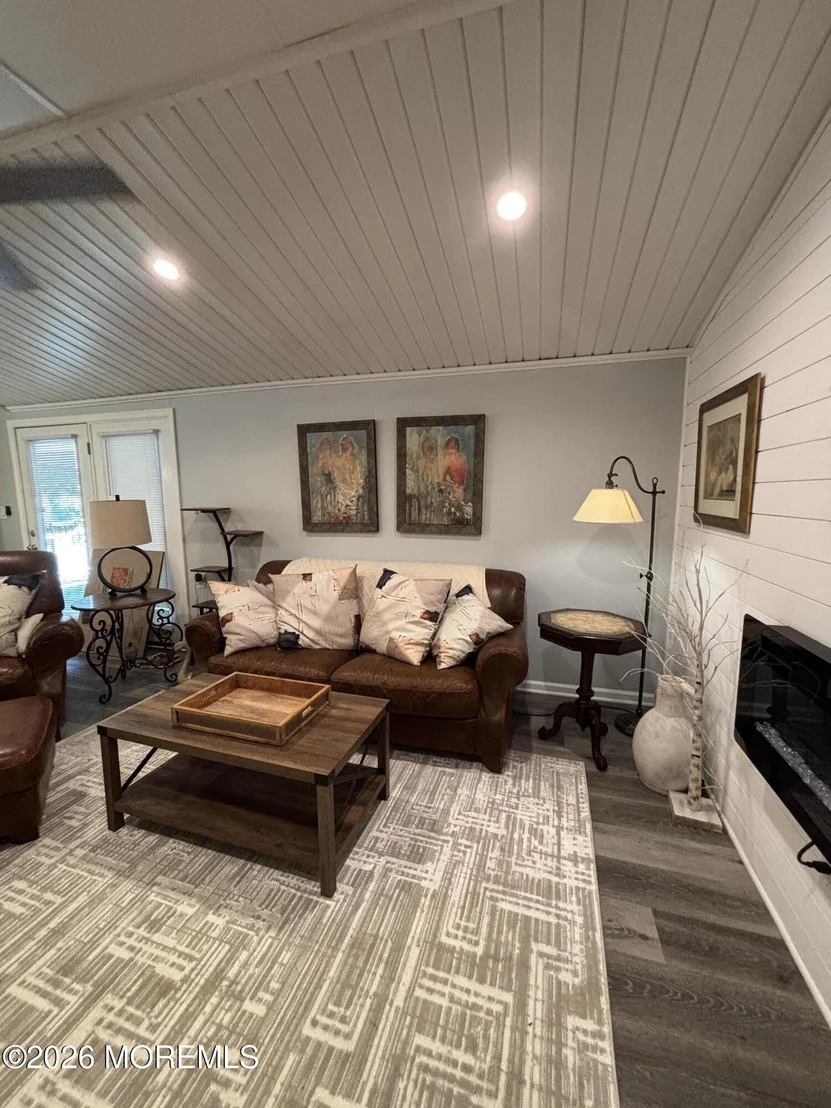Photo of 42 Douglas Drive