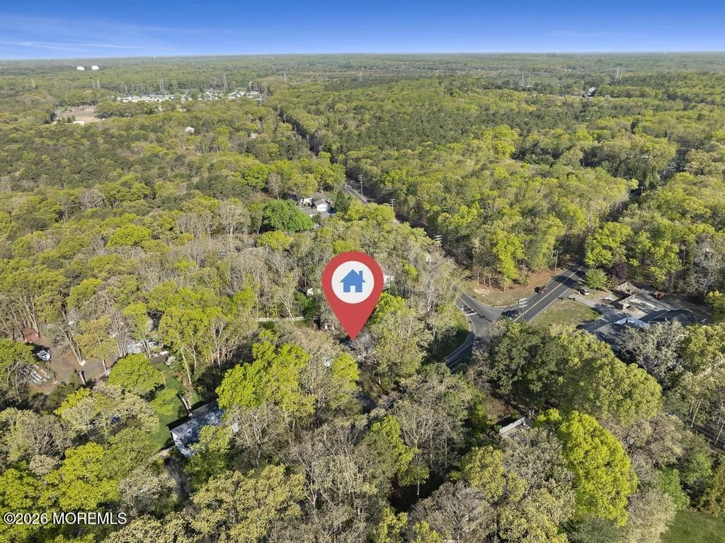 Photo of 543 Newtons Corner Road