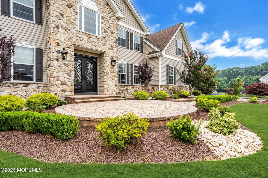 Photo of 12 Whispering Grove Boulevard
