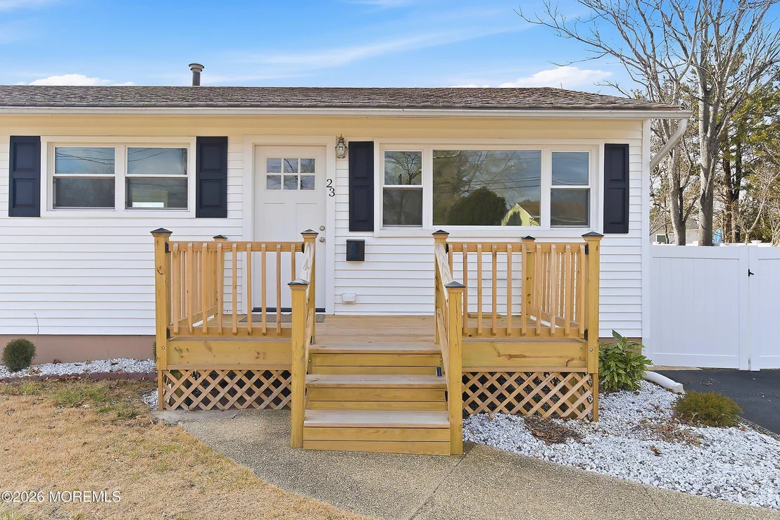 Photo of 23 Bucknell Drive