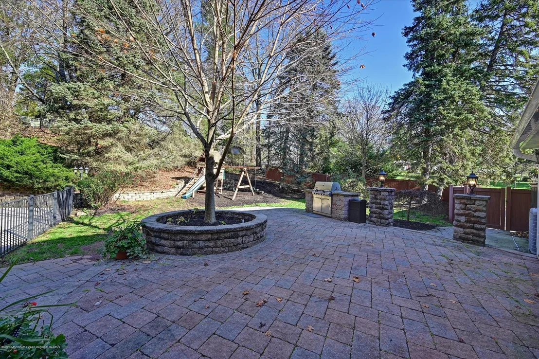 Photo of 7 Beverly Drive