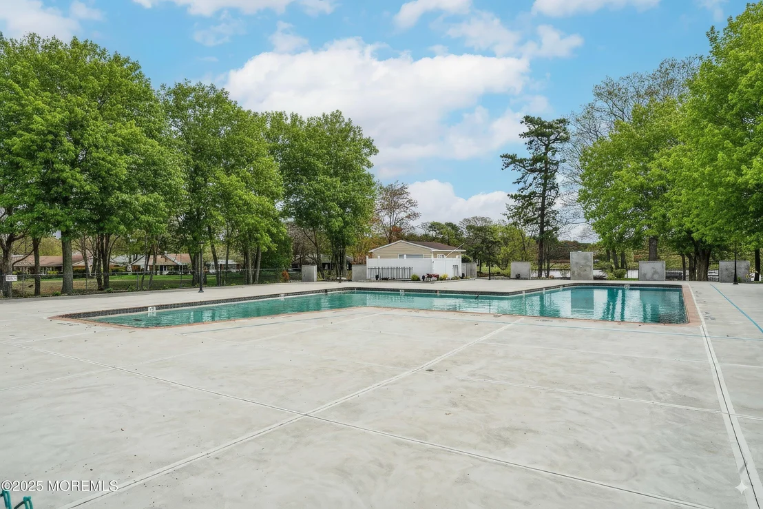 Photo of 1087B Argyll Circle