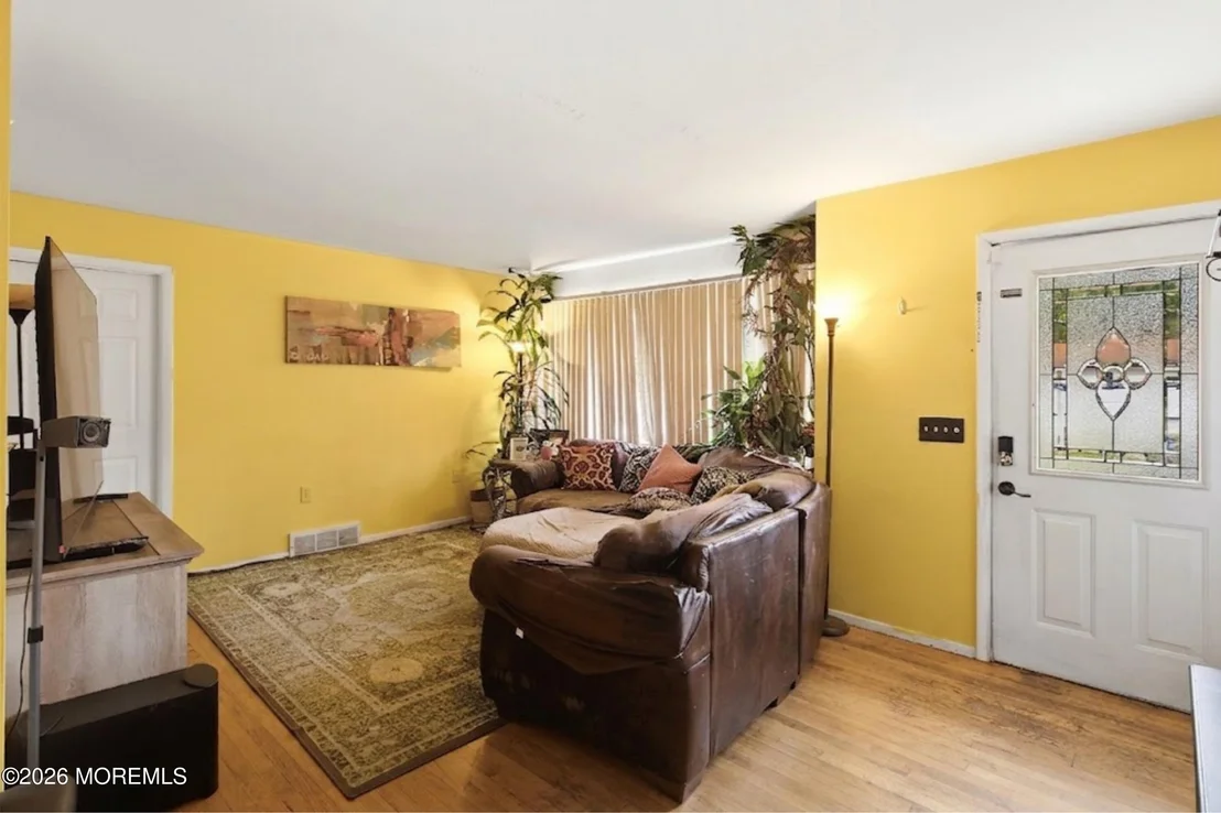 Photo of 766 Bennetts Mills Road