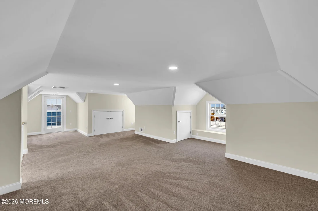 Photo of 105 Fifth Avenue