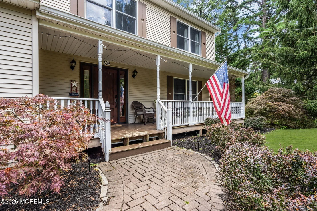 Photo of 639 Reed Road