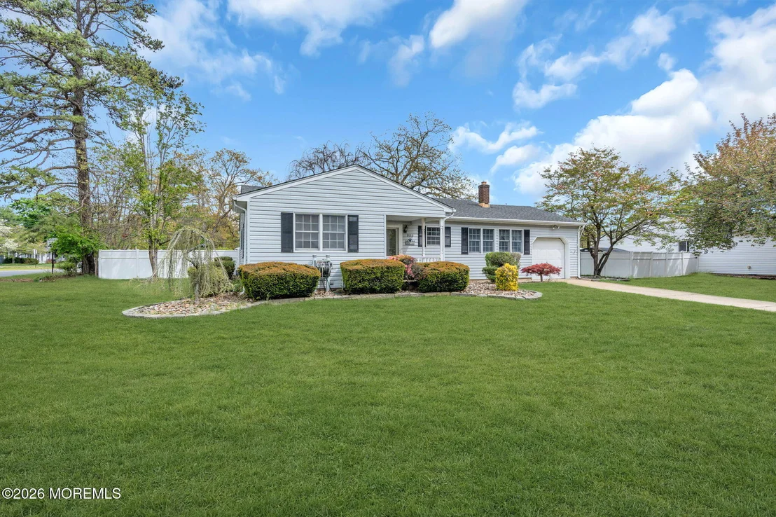 Photo of 801 Broadway Boulevard