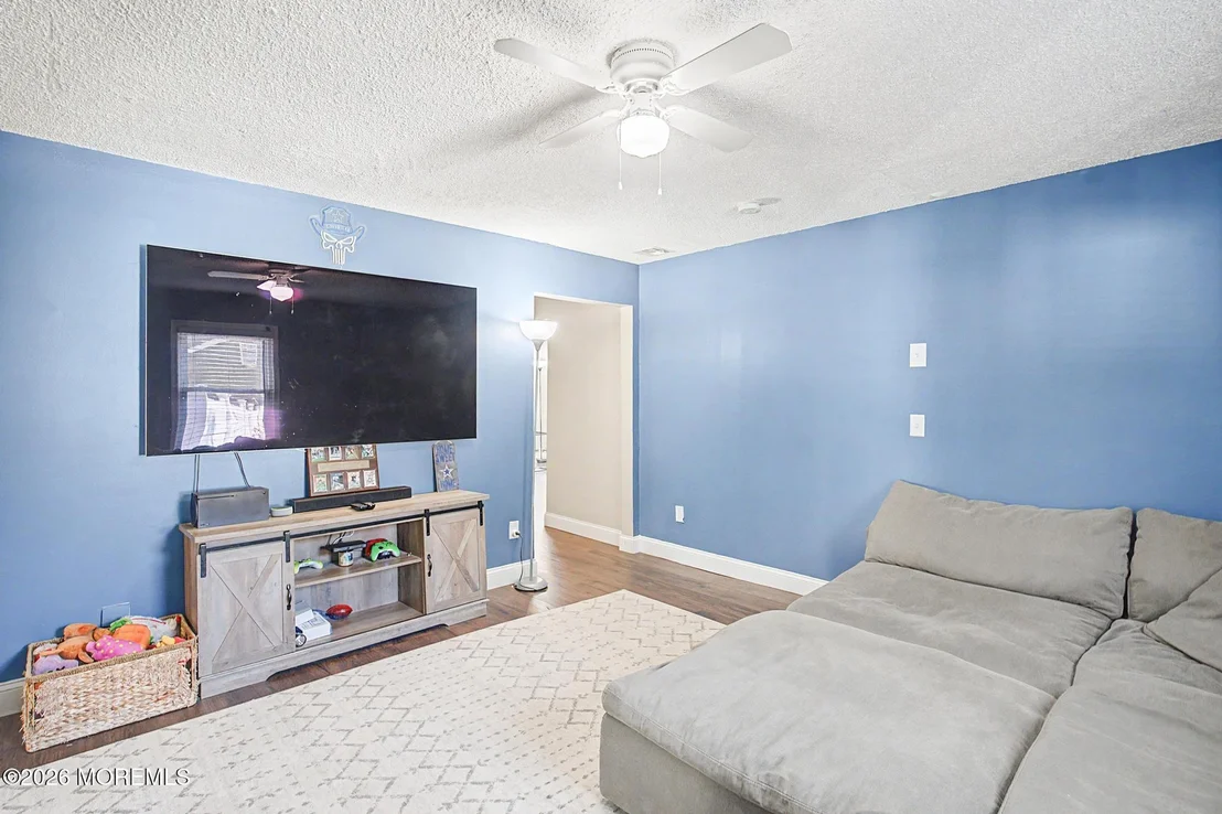 Photo of 710 Western Lane