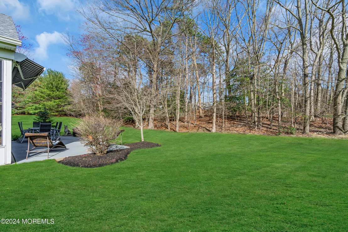 Photo of 2584 Collier Road
