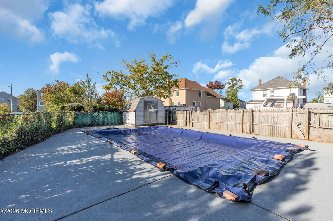 Photo of 1011 Florence Avenue
