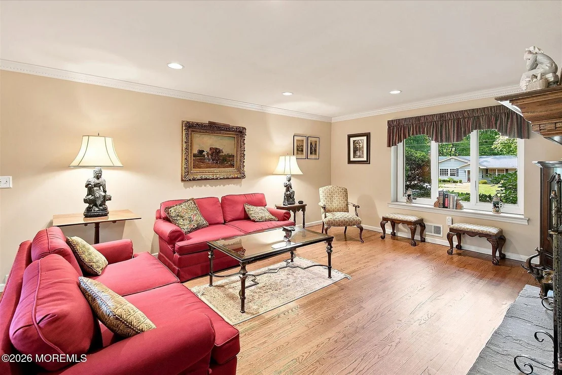 Photo of 76 Tall Timber Road