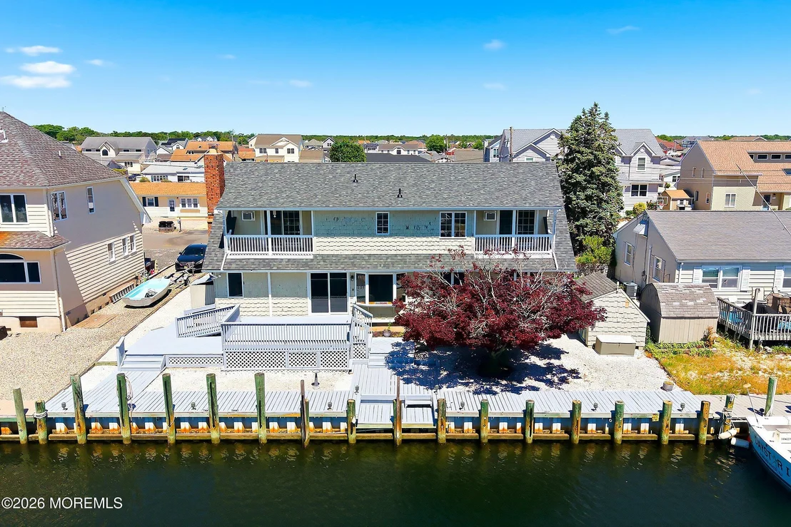 Photo of 832 Forepeak Drive
