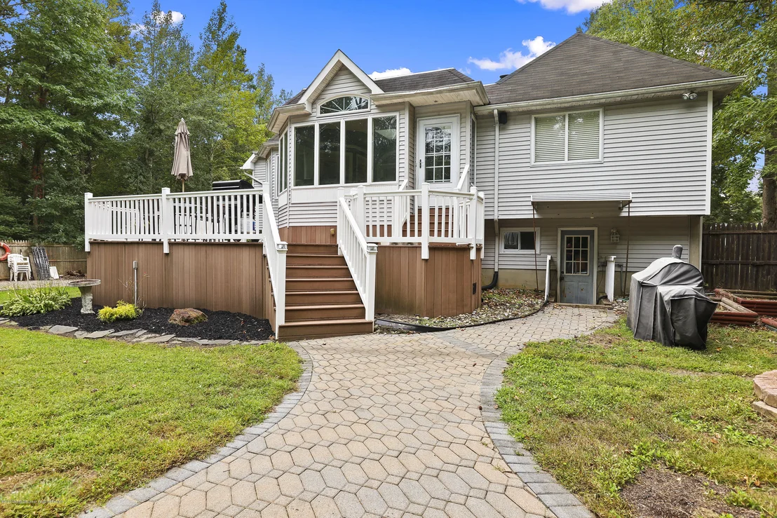 Photo of 69 Johnson Lane