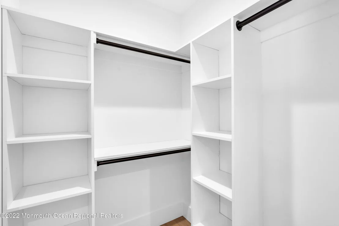 Photo of 376 Orenda Circle