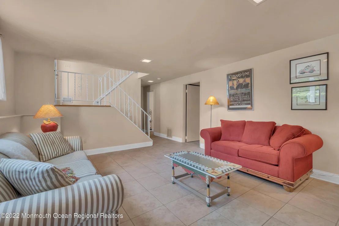 Photo of 19 Warren Drive