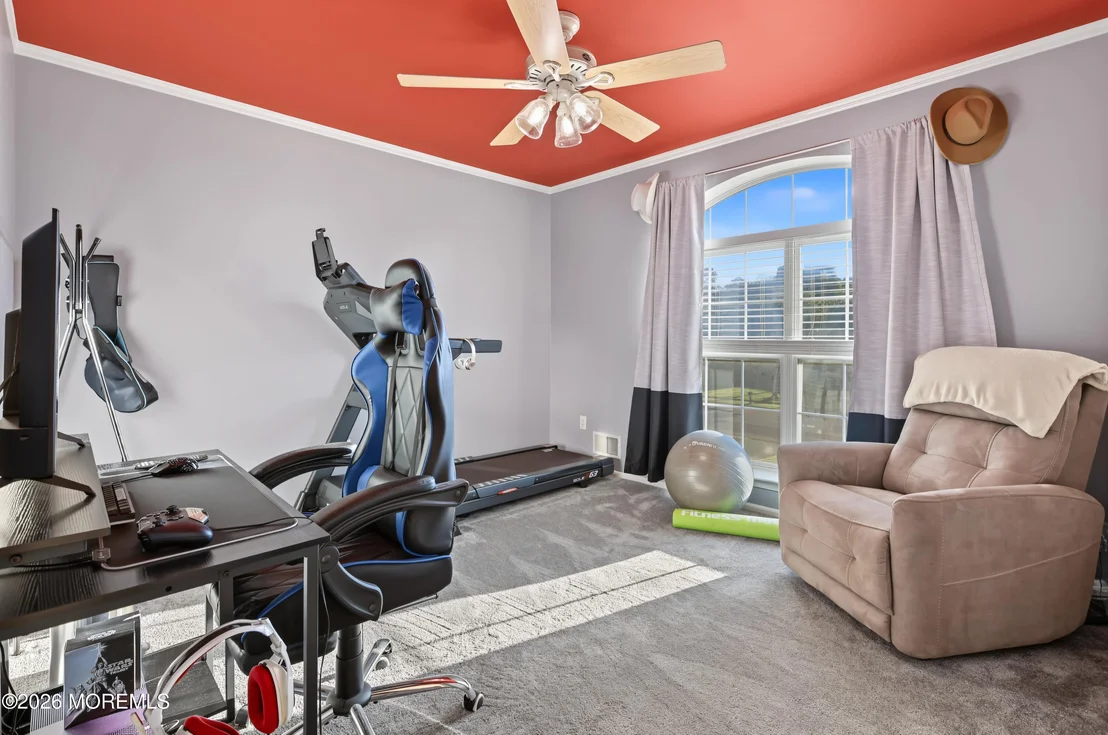 Photo of 611 Winterberry Boulevard