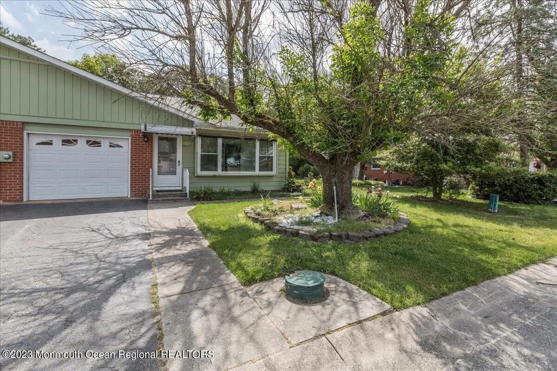 Photo of 12 B Franklin Lane