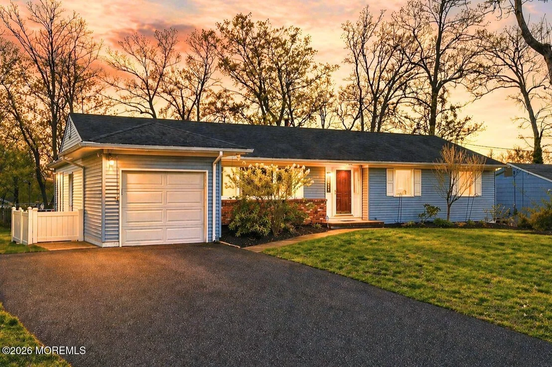 Photo of 309 Colonial Drive